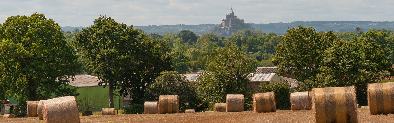 Bienvenue sur le site officiel de Bacilly, une commune où il fait bon